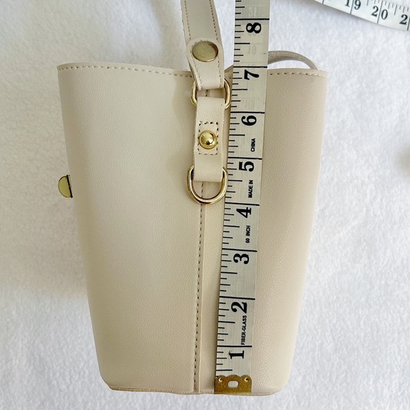 SHEIN Mini Bucket Crossbody Bucket Bag Cream - Picture 11 of 12